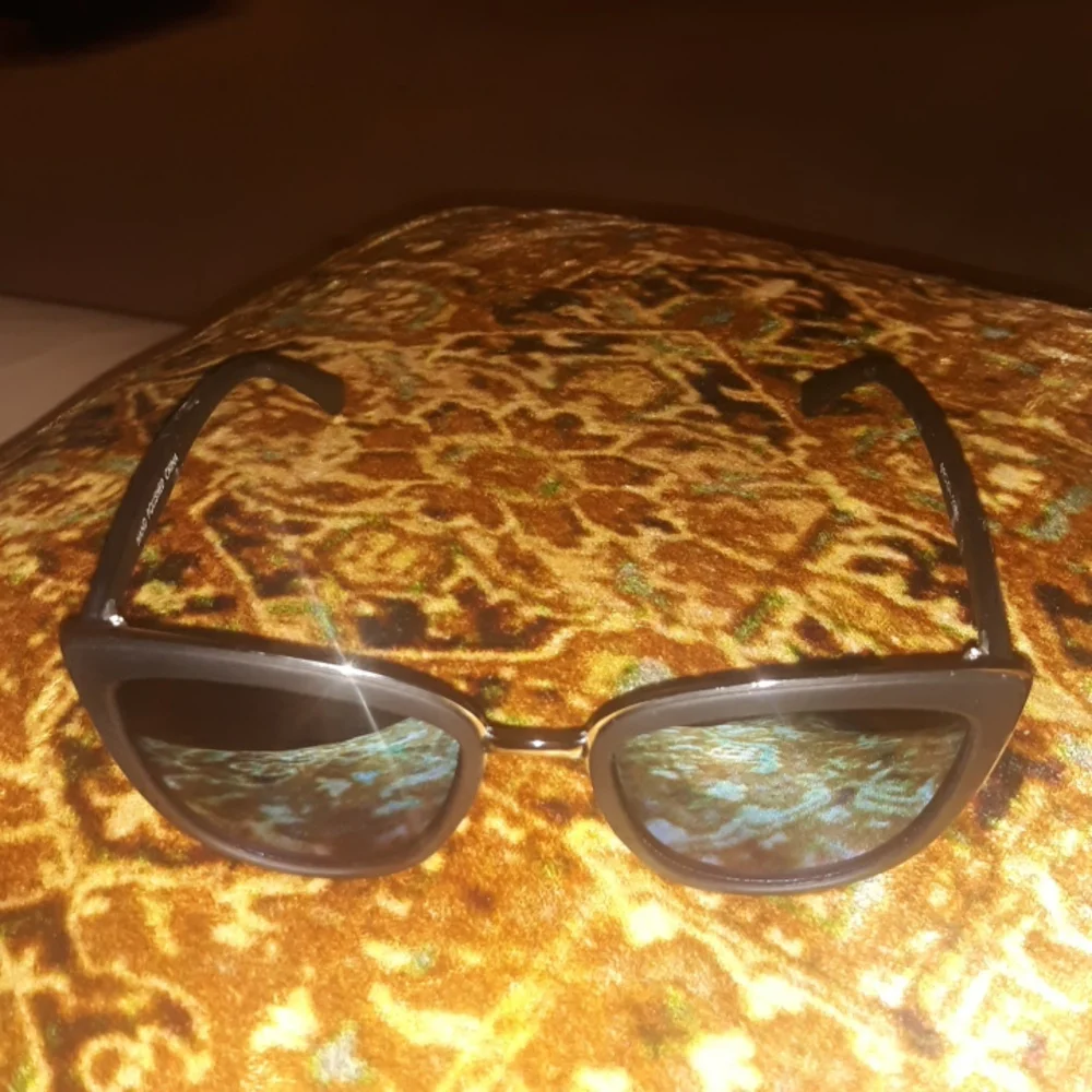 🌺SUNGLASSES